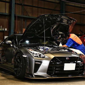 NISSAN GT-R R35