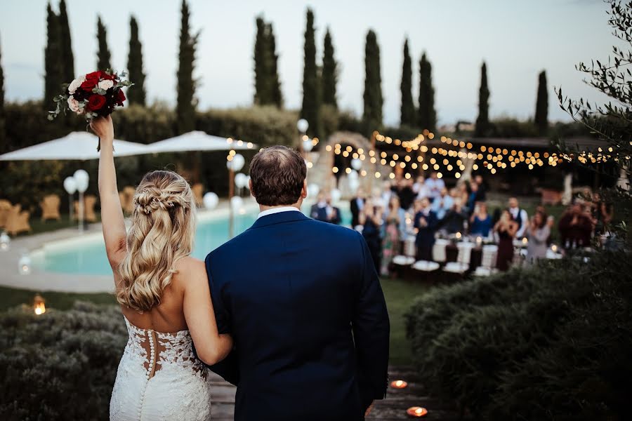 Fotografo di matrimoni Sara Lorenzoni (saralorenzoni). Foto del 25 novembre 2019