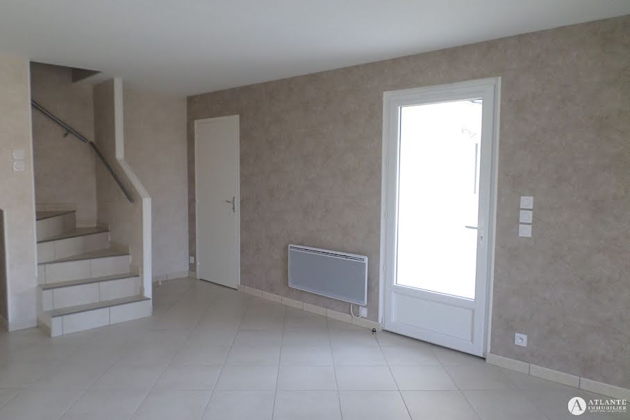 Location  maison 5 pièces 115.88 m² à Epuisay (41360), 775 €