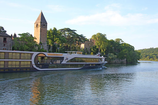 Avalon Poetry II features itineraries along the Saone River in eastern France.