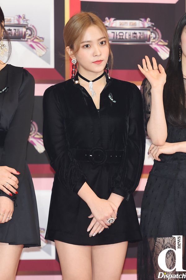 10+ Times Red Velvet's Yeri Stunned With Her Mature Beauty In All-Black  Outfits - Koreaboo