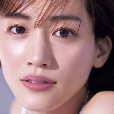 綾瀬はるか 比べるべきは他人ではなく 昨日の自分 美的 6月号スペシャルインタビュー Trill トリル