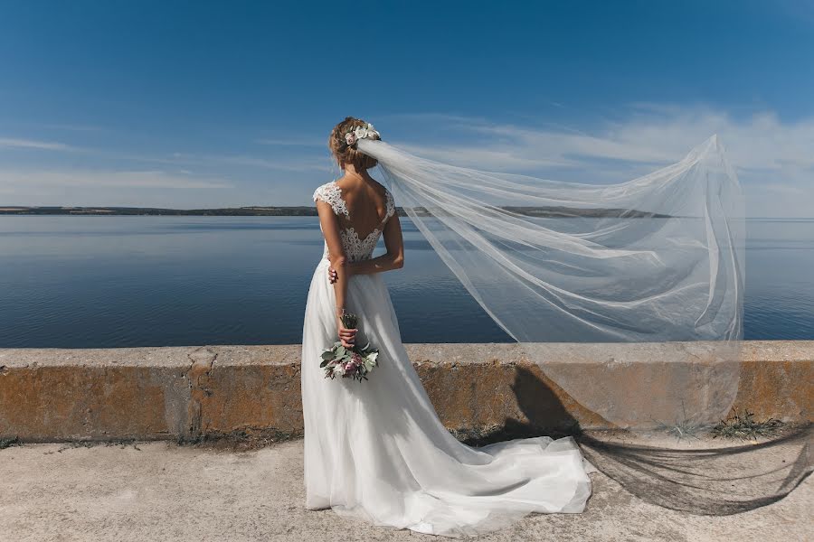 Wedding photographer Ekaterina Mikhaylenko (kelsi). Photo of 16 May 2022