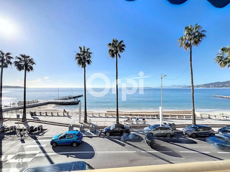 Vente appartement 2 pièces 55 m² à Juan les pins (06160), 635 000 €