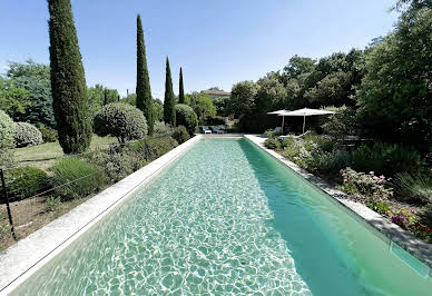 Maison avec piscine 10