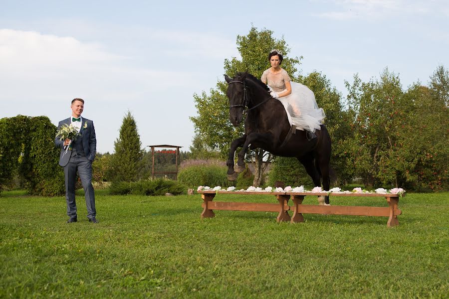 Svatební fotograf Aleksandr Timofeev (artalext). Fotografie z 5.října 2018