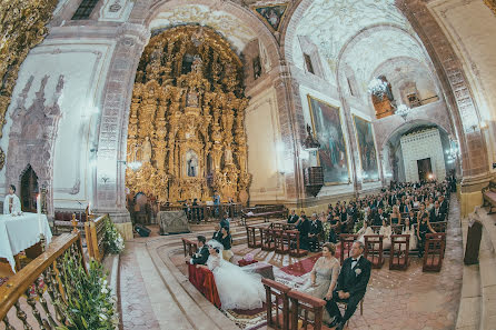 Wedding photographer Carlos Mendoza Aguilar (carlospuntoblu). Photo of 7 April 2017