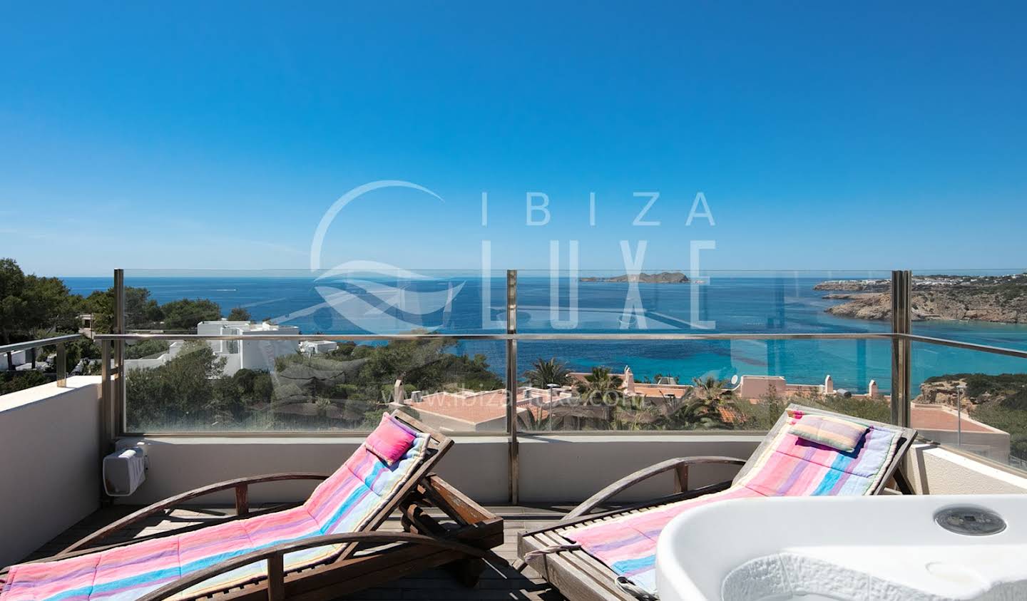 Maison avec piscine en bord de mer Ibiza