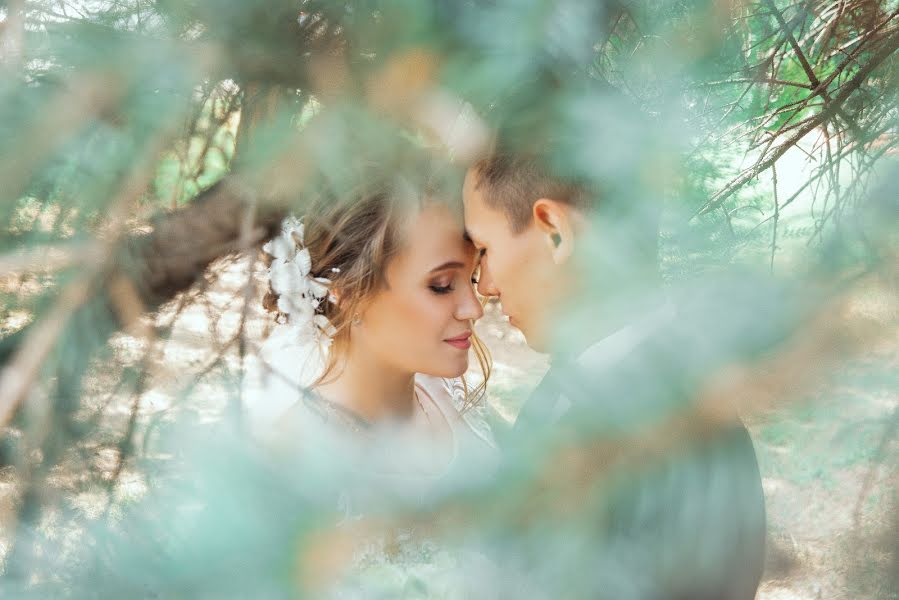 Fotografo di matrimoni Evgeniy Yacenko (evgeniybuzuluk). Foto del 26 luglio 2020