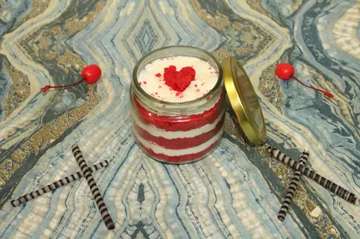 Red Velvet Jar Cake