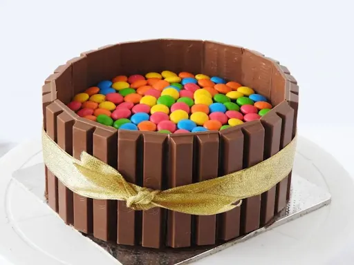 Eggless KitKat Cake [1 Kg]