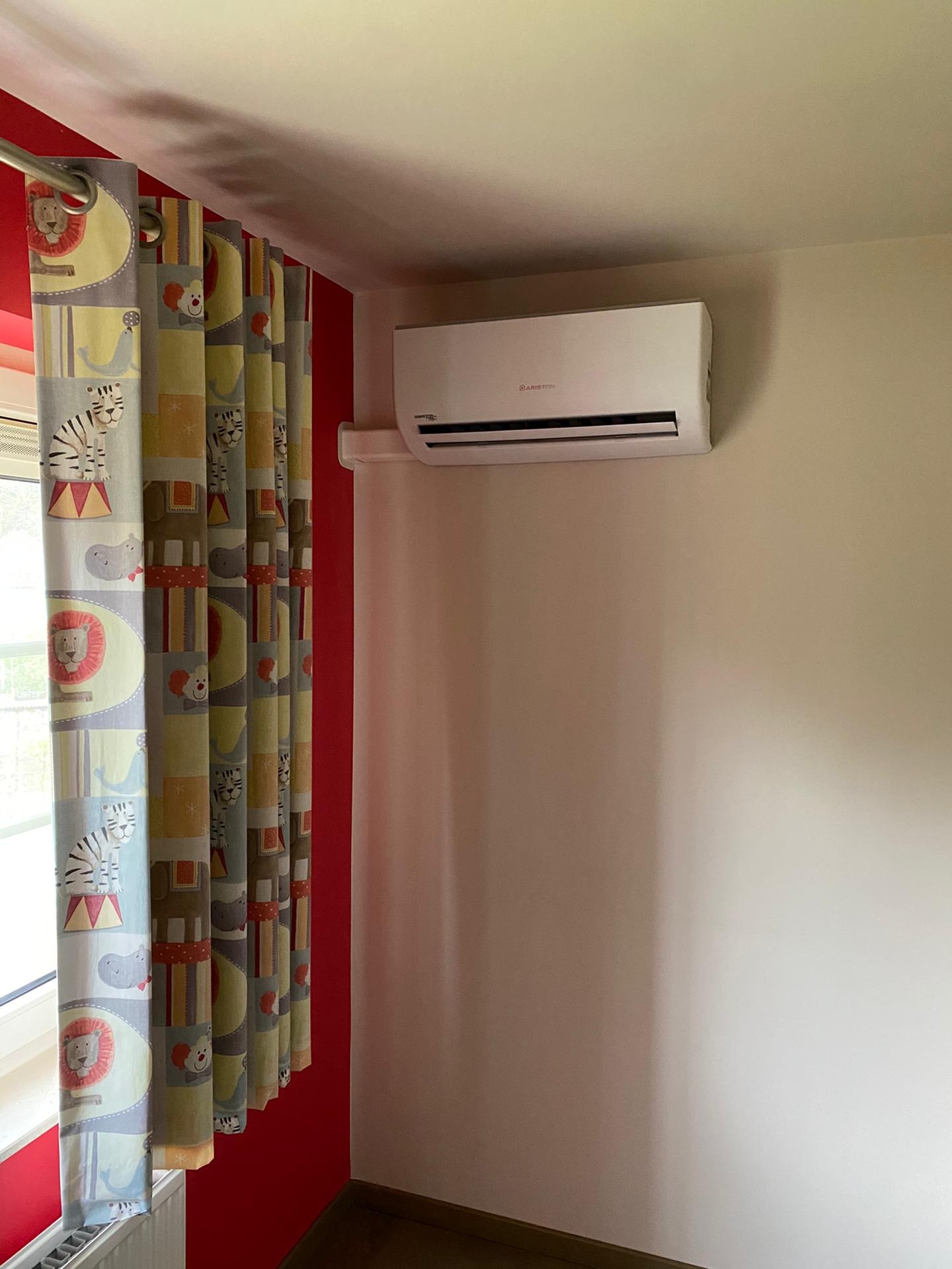 airco installatie Ariston installateur DGS uit Tremelo en Baal en kantoor bedrijf Aarschot