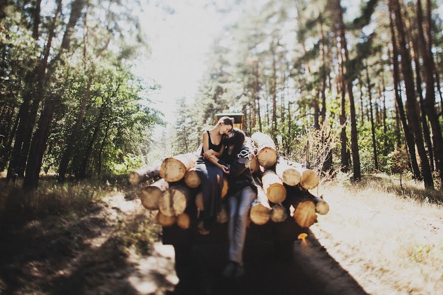 Wedding photographer Aleksey Kinyapin (kinyapin). Photo of 18 October 2014