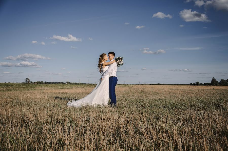 Svatební fotograf Ekaterina Ozem (marsheta). Fotografie z 3.září 2018