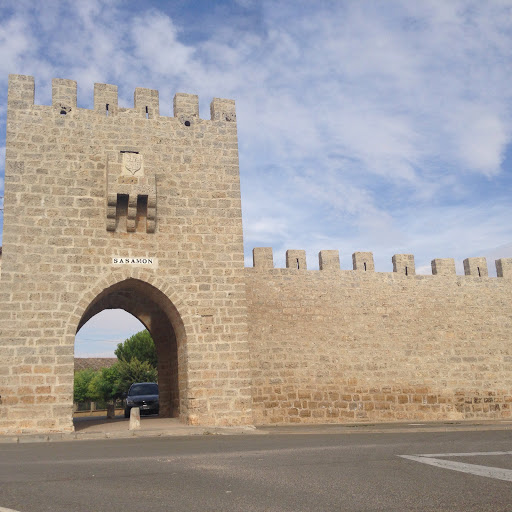 Puerta De La Muralla