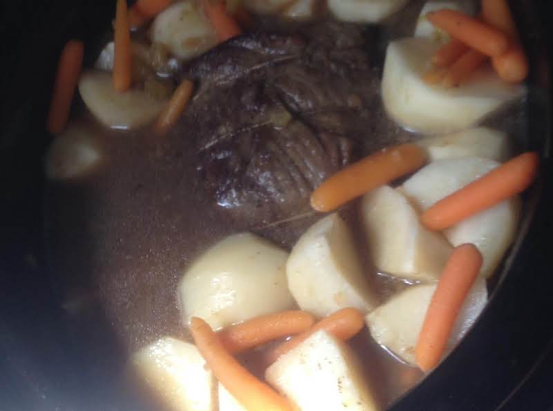 Crockpot Applesauce Crazy Amazing Roast Beef!