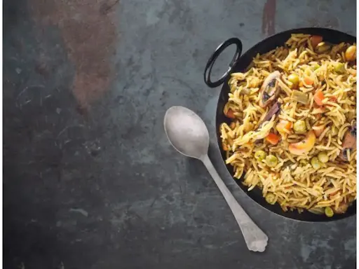 Mushroom Pulao With Little Dal