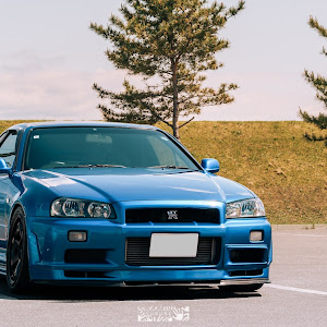 スカイライン GT-R BNR34