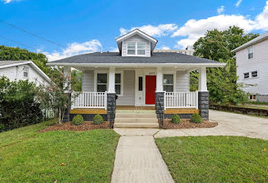 House with terrace 2