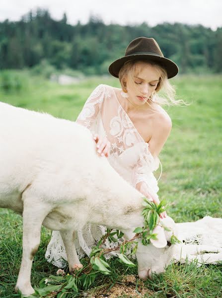 Wedding photographer Mary Pastukh (marypastuh). Photo of 15 June 2020