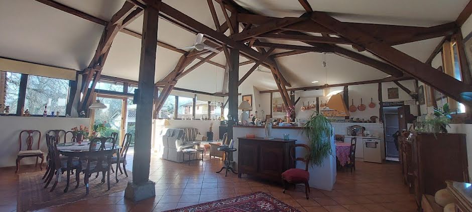 Vente ferme 4 pièces 242 m² à Saint-Vincent-de-Tyrosse (40230), 690 000 €