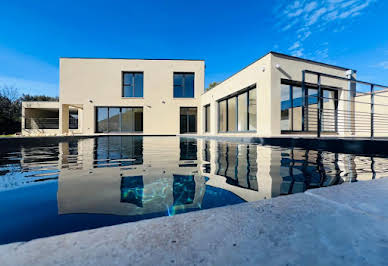 Villa with pool and terrace 19