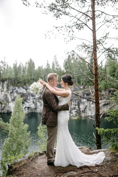 Hochzeitsfotograf Yuliya Isupova (juliaisupova). Foto vom 4. April 2023