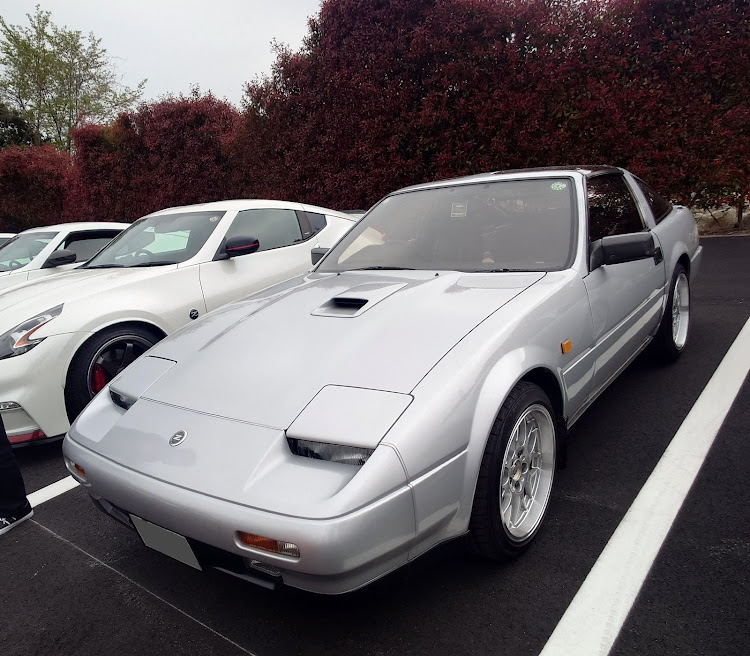 フェアレディZ 200ZRのZ project JAPAN・伊香保おもちゃと人形自動車博物館・フェアレディZ・z30 130z z31 z32 z33 z34 RZ34・雨降る前に洗車に関するカスタム事例の投稿画像1枚目