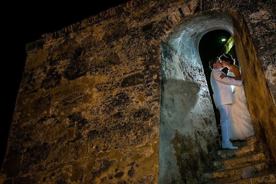 Fotografo di matrimoni Luis Tovar (luistovarphoto). Foto del 19 settembre 2017