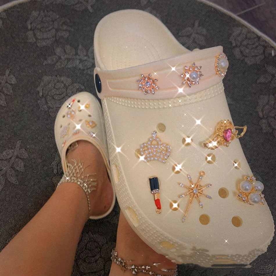 Chaussures à trous Baotou Sandales compensées à plateforme pour femmes