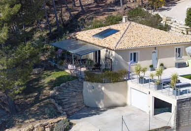 House with pool and terrace 17