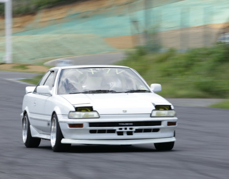 スプリンタートレノのスプリンタートレノ・AE92・ae92・グリップ走行に関するカスタム事例の投稿画像6枚目
