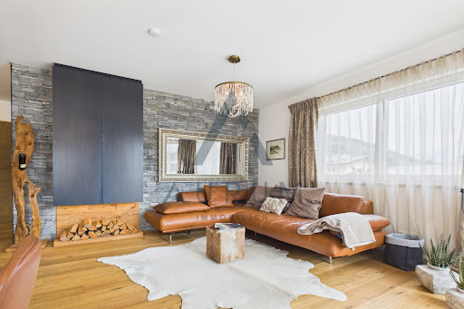 Apartment 4