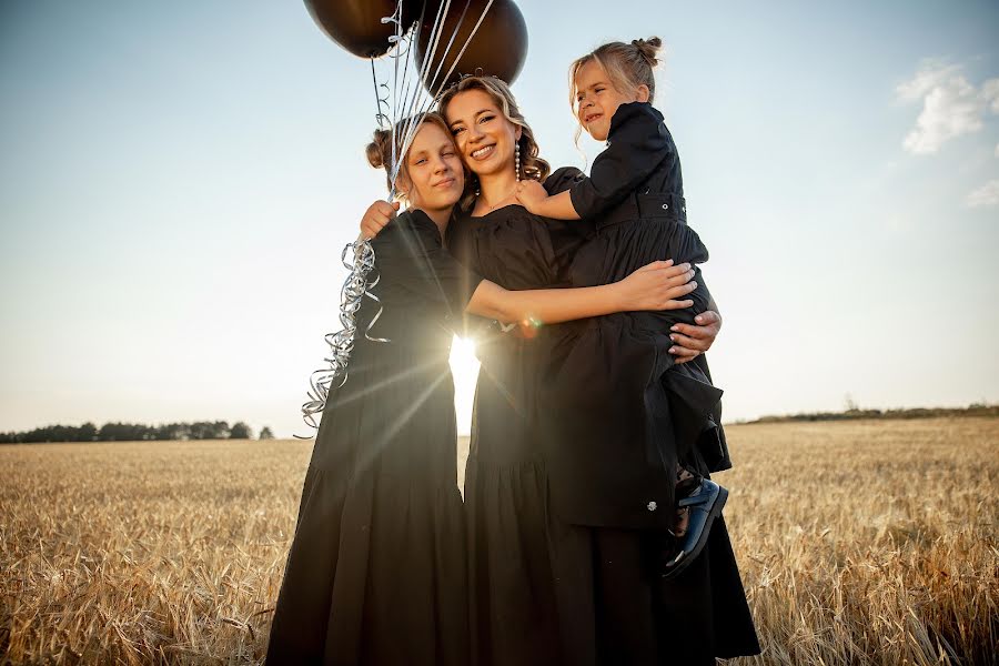 Fotografo di matrimoni Larisa Dudorova (larisad). Foto del 13 settembre 2022