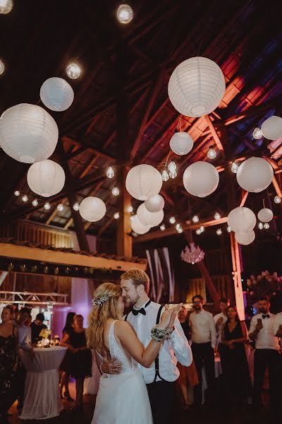 Fotografo di matrimoni Stella Und Uwe Bethmann (bethmann). Foto del 16 ottobre 2018