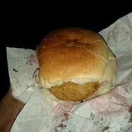 Goli Vada Pav No. 1 photo 5