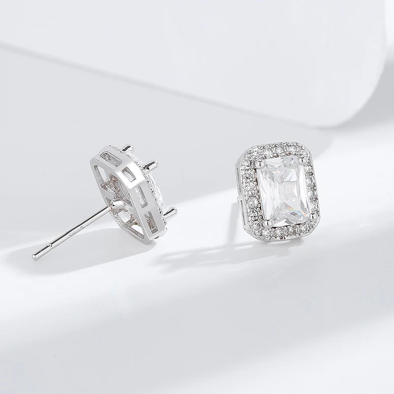 Title 3, Diamanten, geometrische oorbellen, elegant en v...
