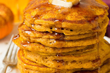 The Best Pumpkin Pancakes