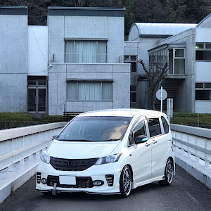 フリード GB3