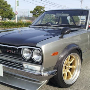 スカイライン C10