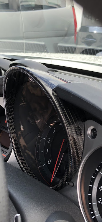 フェアレディZのフェアレディZ34・フェアレディZ・キュリオスモデルス カーボンパネル・納車前なのにに関するカスタム事例の投稿画像4枚目