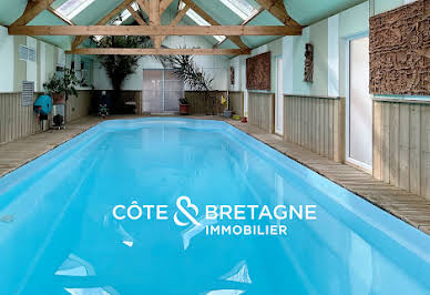 Maison avec piscine et terrasse 3