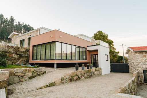 Maison avec terrasse 1