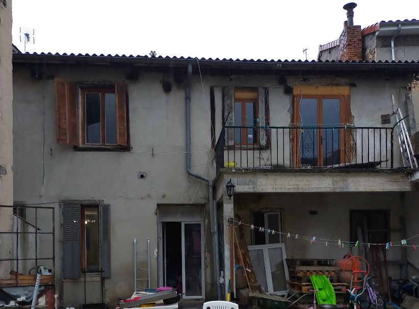 Vente maison 8 pièces 250 m² à Thiers (63300), 79 990 €