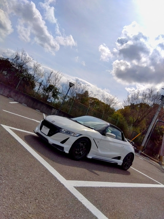 S660の無限・RECARO・TE37sonic・エスロクに関するカスタム事例の投稿画像1枚目