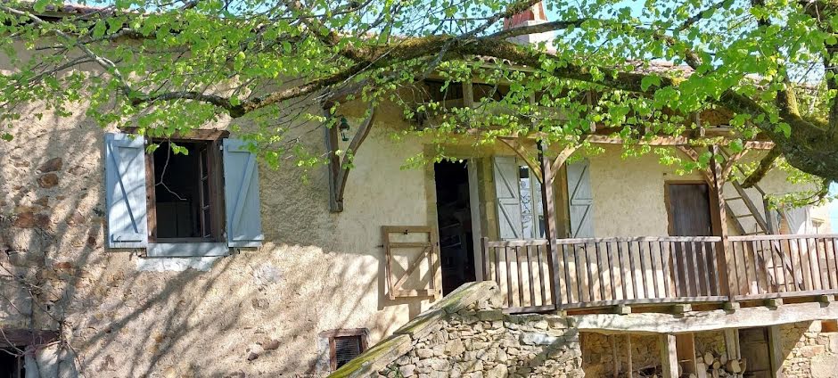 Vente maison 4 pièces 89 m² à Sabadel-Latronquière (46210), 159 400 €