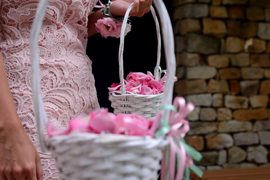 Fotografo di matrimoni Bertalan László (bertalan). Foto del 3 marzo 2019