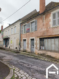 maison à Mareuil-sur-Arnon (18)