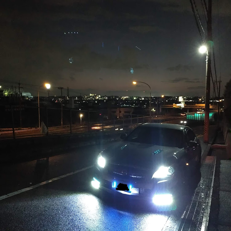 フーガの高速道路の夜景🌃🌉✨・西名阪自動車道・柏原IC～藤井寺IC間・うっすら明るい空と雲とのコラボ・大阪府柏原市円明町に関するカスタム事例の投稿画像7枚目