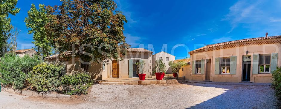 Vente maison 7 pièces 240 m² à Maussane-les-Alpilles (13520), 1 680 000 €